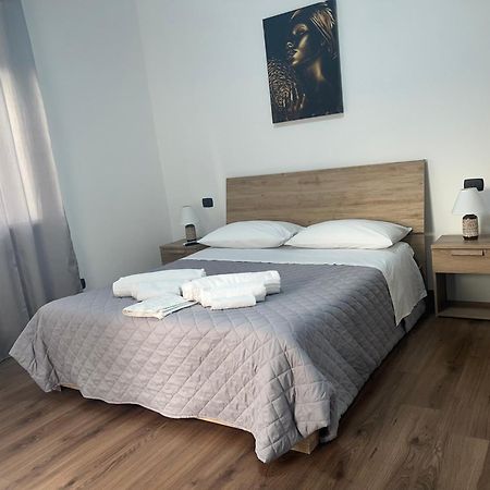 Juliet N - Rental Rooms Verona Exterior photo