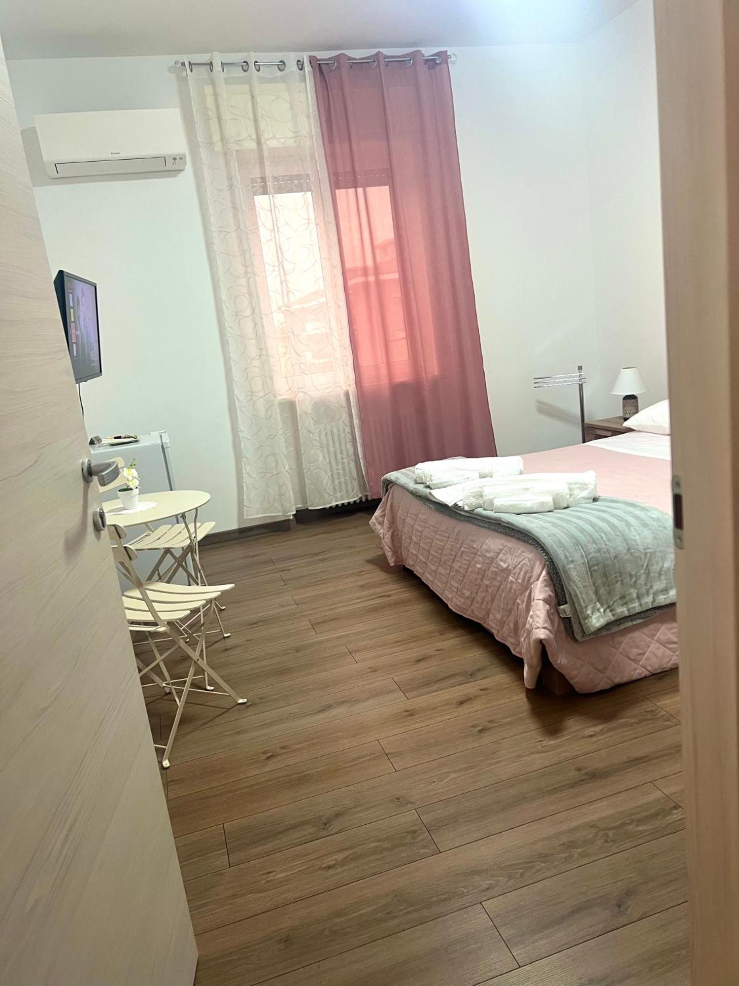 Juliet N - Rental Rooms Verona Exterior photo